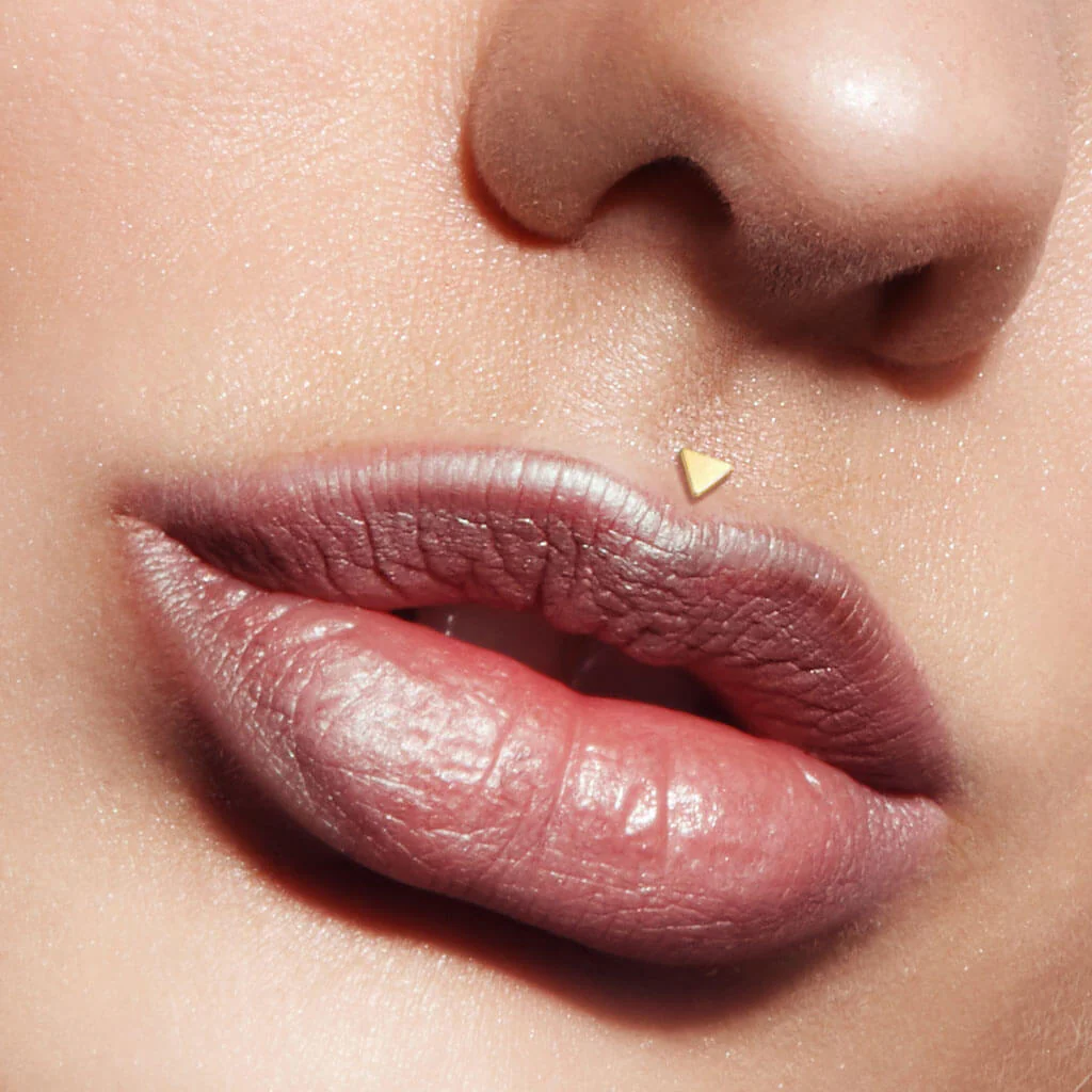 Złoto 585 labret trójkąt płaski push-in - Image 3