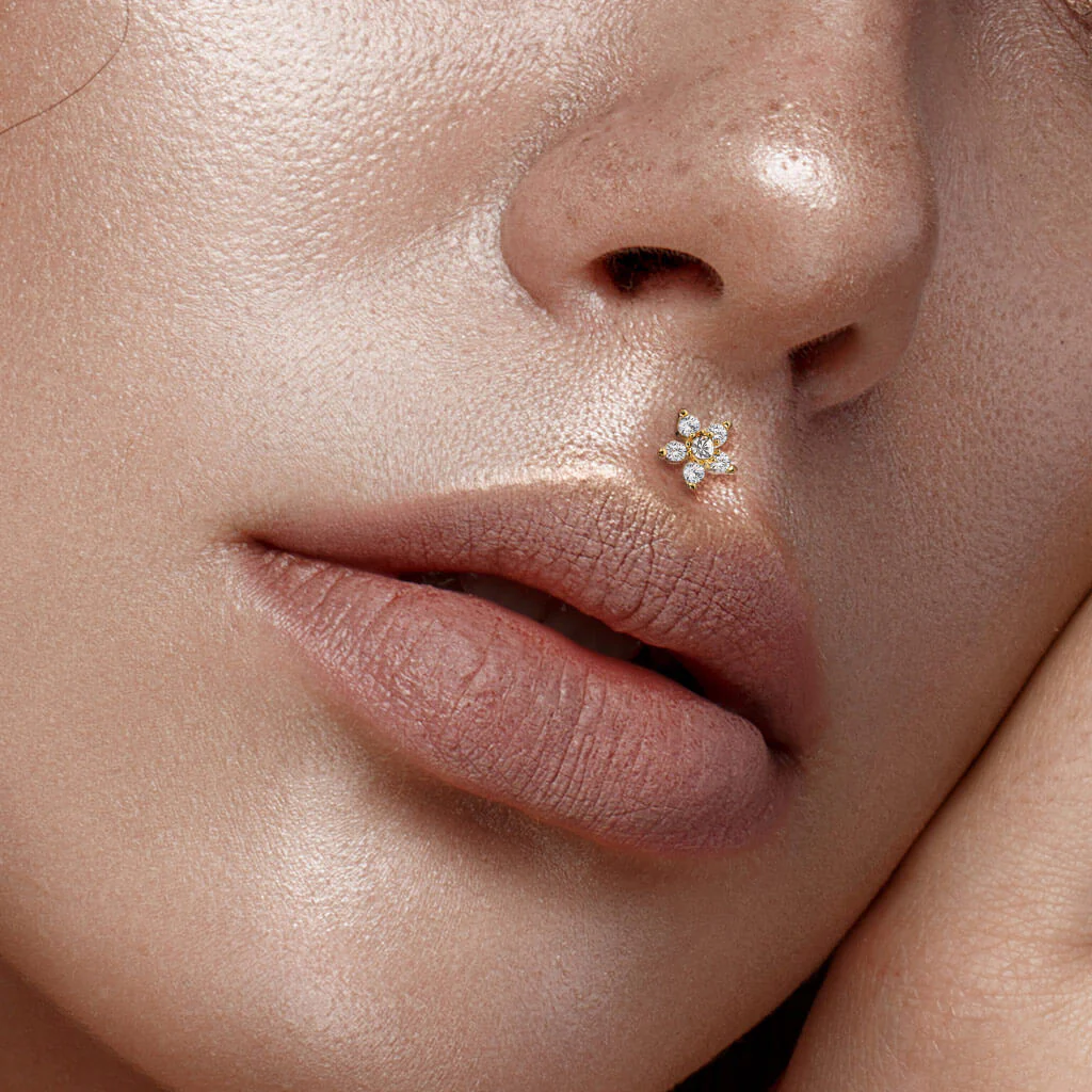 Labret cyrkonia kwiatek gwint wewnętrzny - Image 4