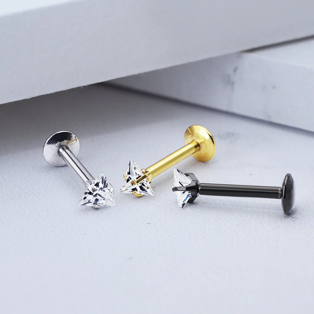 Labret cyrkonia trójkąt gwint wewnętrzny - Image 5
